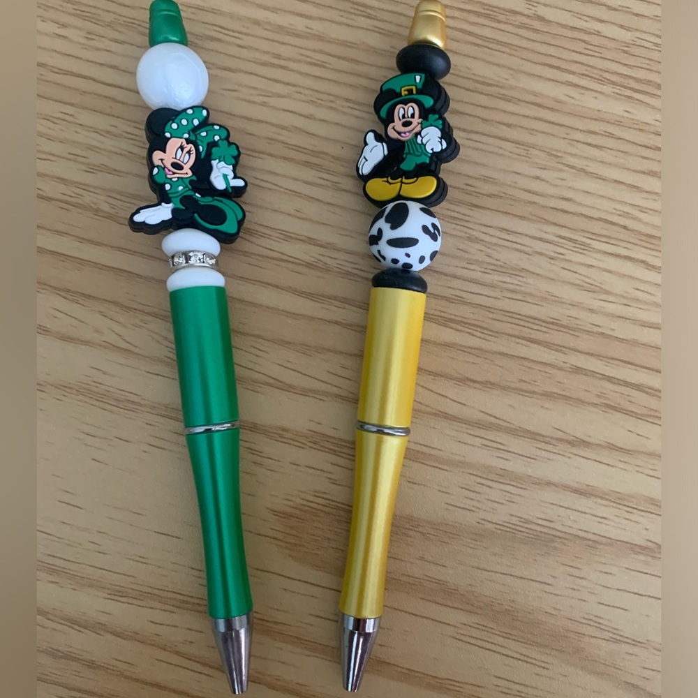 St Patrick’s MICKEY OR MINNIE CUSTOMIZED FOCAL BEAD PEN
